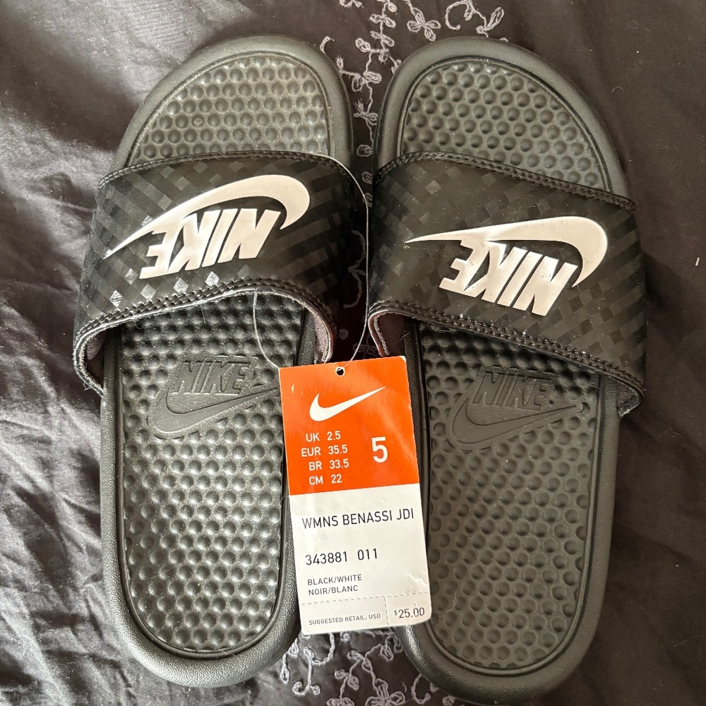 Nike slides